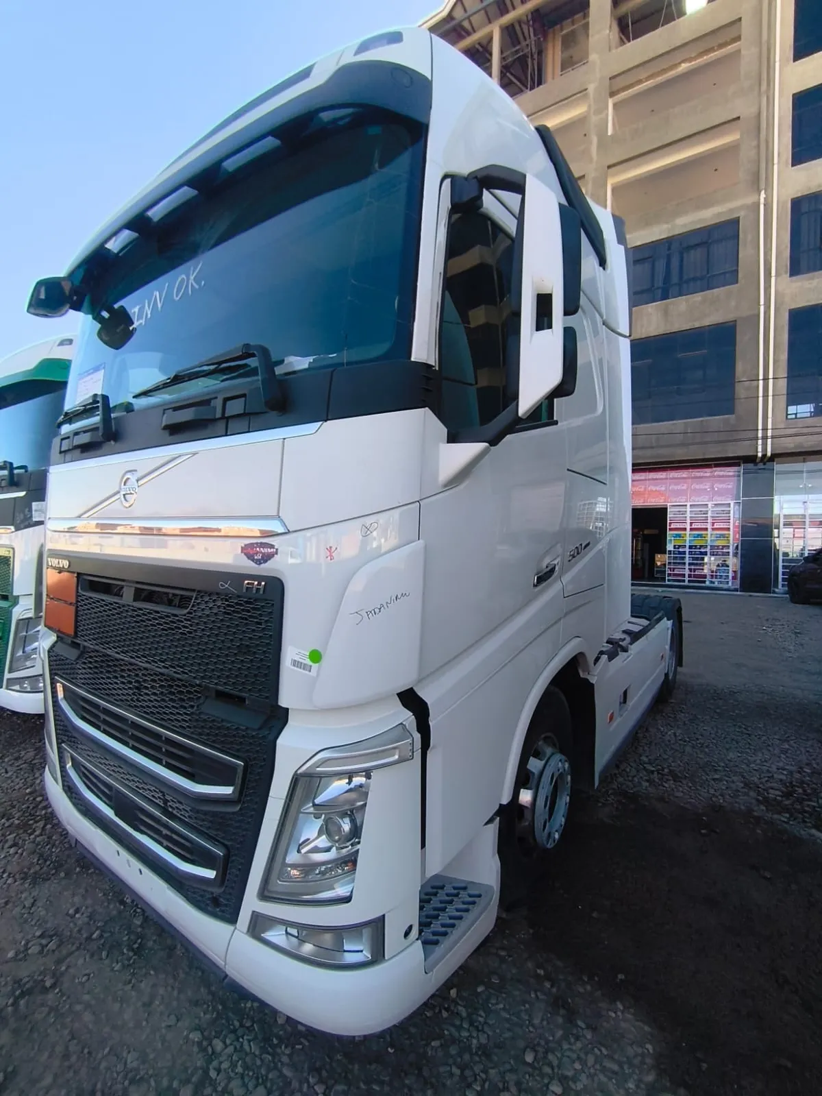 Volvo FH13 500 Full Spoiler 2021 — foto 3 de 10 (IC-006)