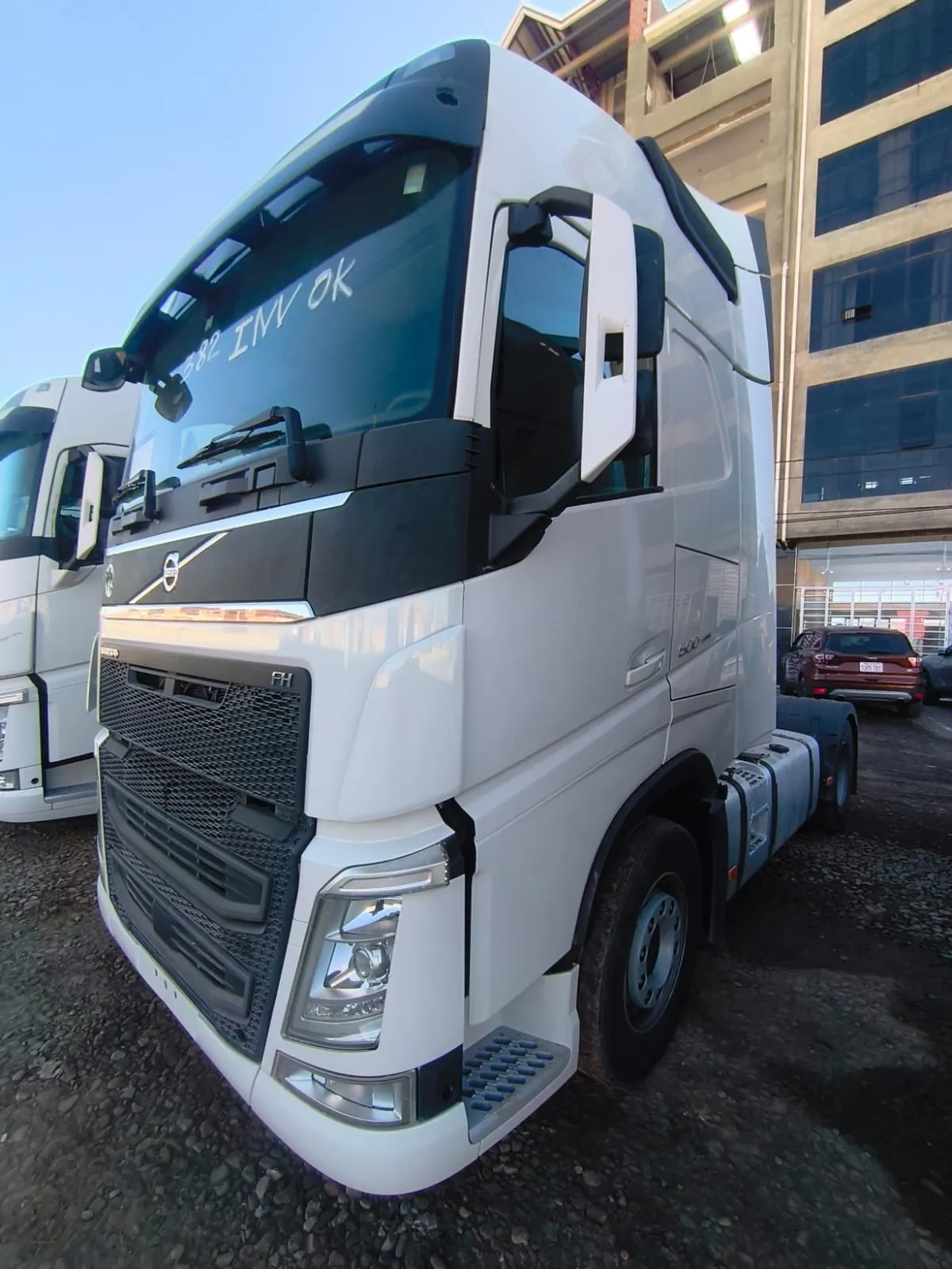 Volvo FH13 500 2021 — foto 2 de 10 (IC-011)
