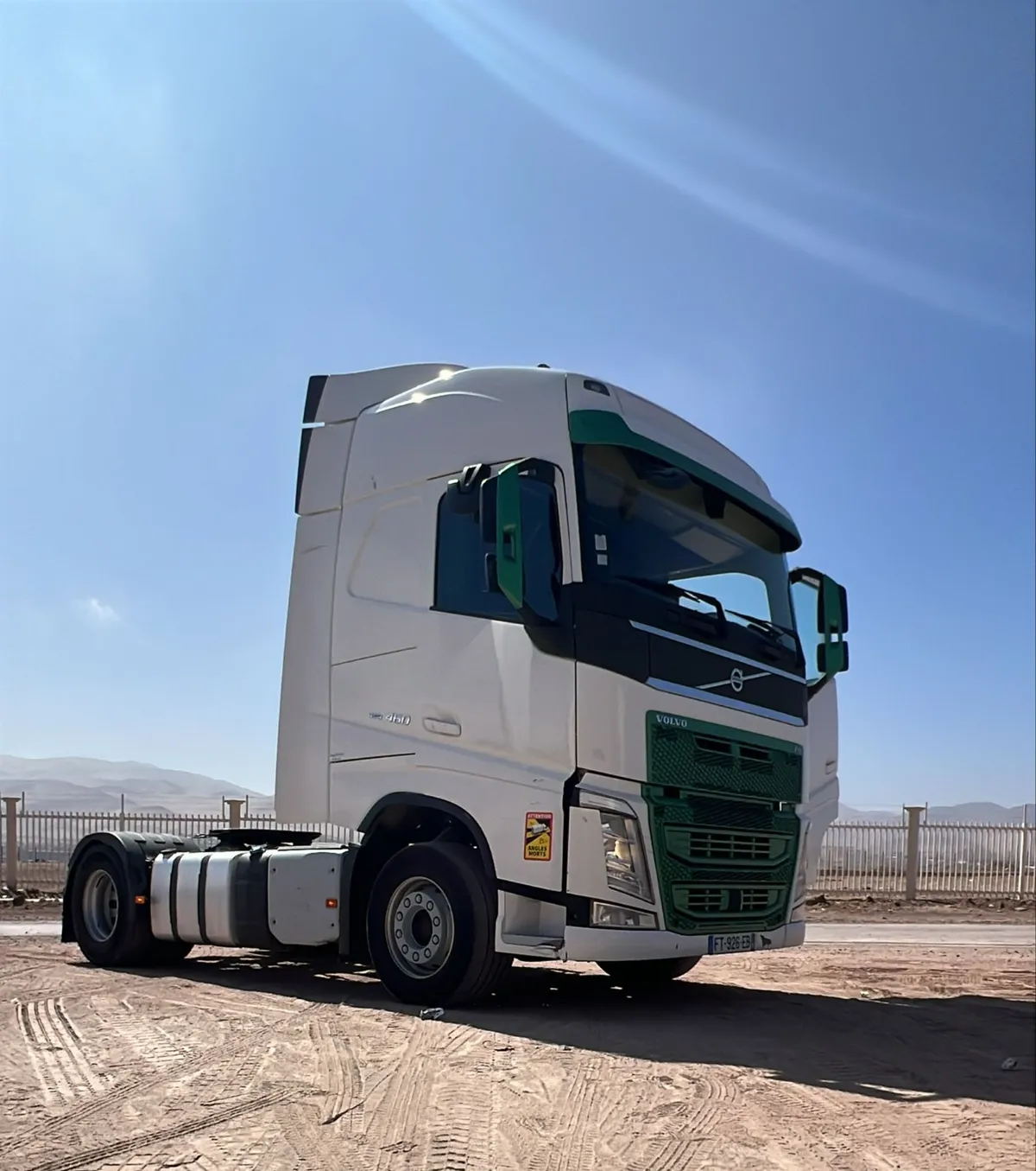 Volvo FH13 460 (3 unidades) 2021 — foto 3 de 7 (IC-013)