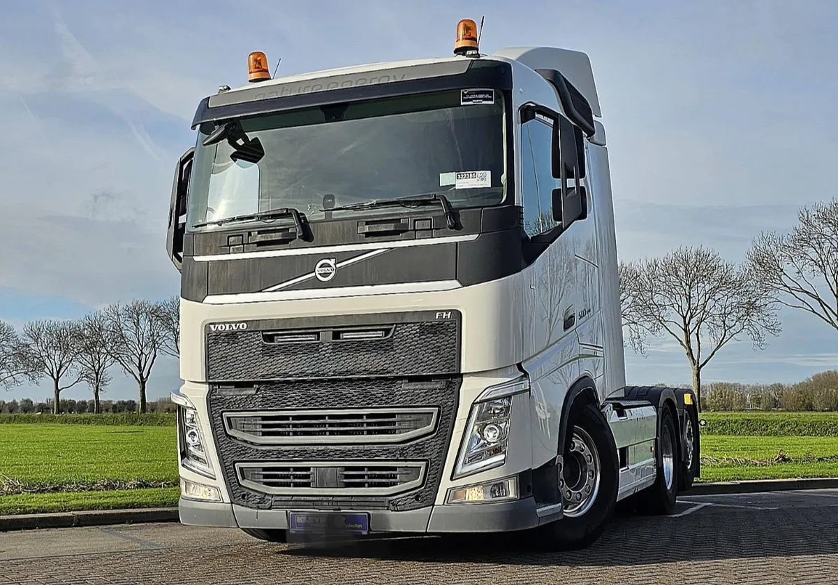Volvo FH Pata Loca, techo bajo (3 unidades) 2021 — foto principal