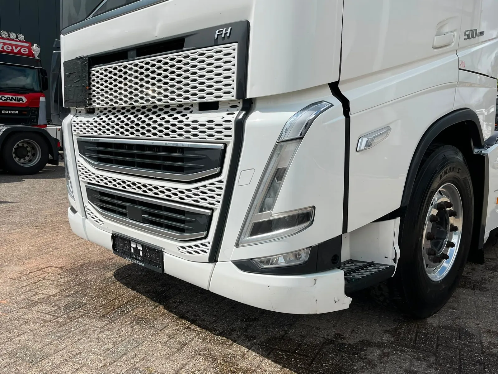 Volvo FH13 500 Farol L Pataloca 6x2 2021 — foto 5 de 14 (IC-024)