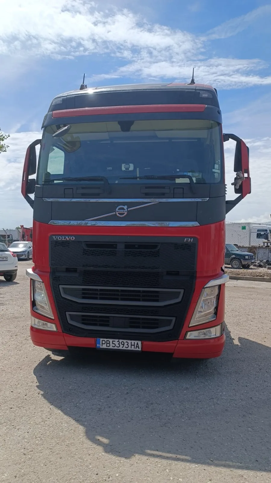Volvo FH13 460 (7 unidades) 2021 — foto 2 de 9 (IC-025)