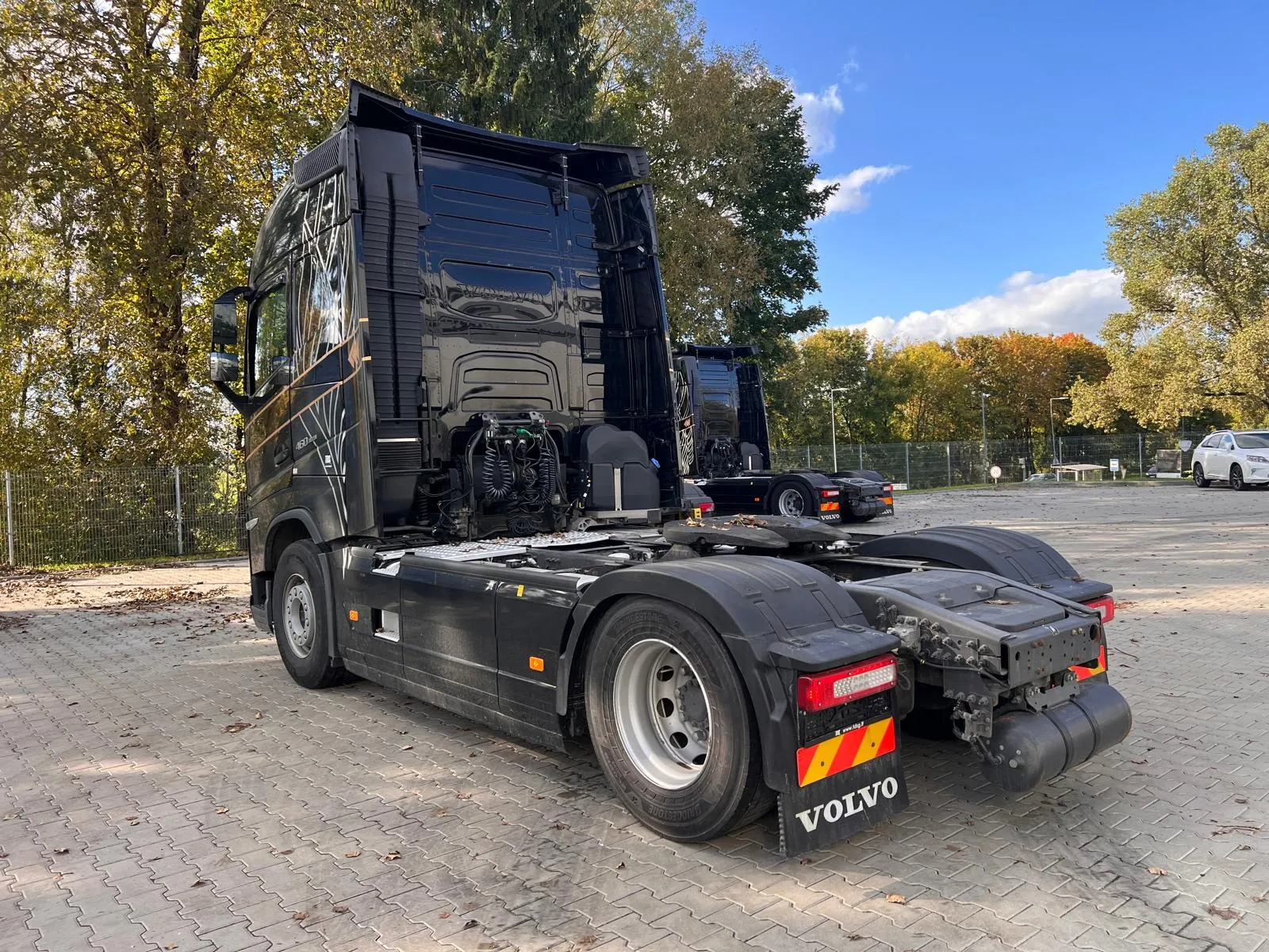 Volvo FH13 460 Farol L (2 unidades) 2021 — foto 5 de 18 (IC-026)
